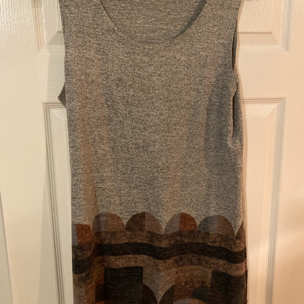 ISLE Sweater Set- Patterned Size Large - Picture 2 of 4